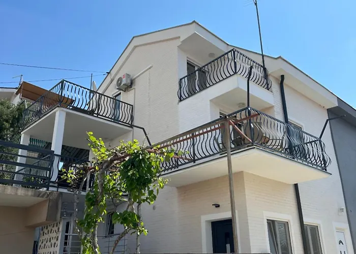Roko Apartamento Trogir