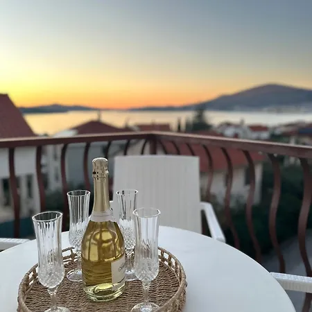 Apartamento Roko Trogir